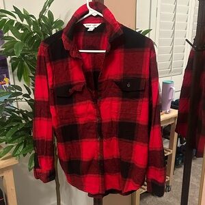 Old Navy Red and Black Plaid Button Down Flannel Boyfriend Shirt